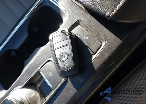 2017 Ford Fusion S из США, поврежденный, VIN 3FA6P0G78HR303408